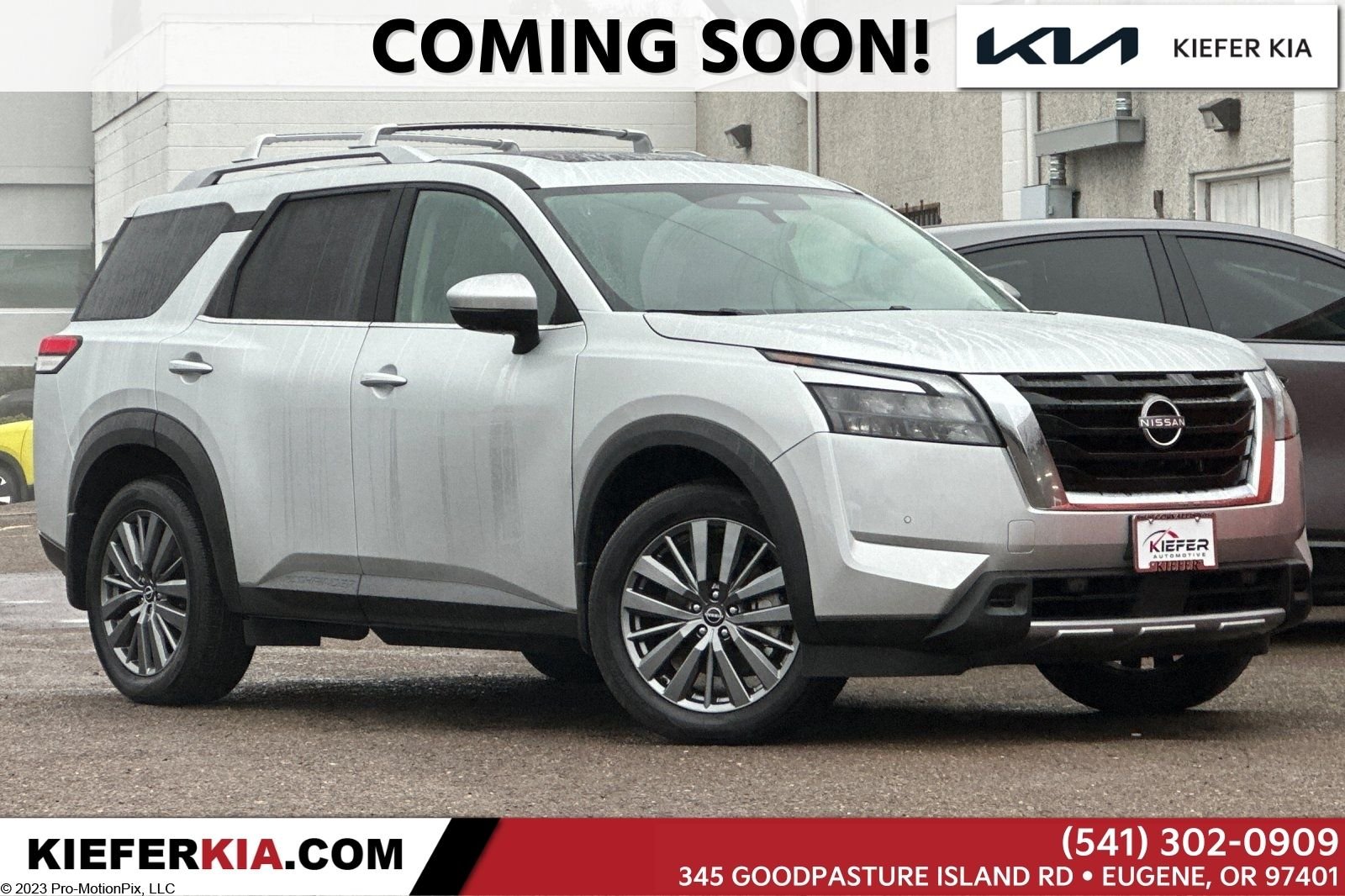 2025 Nissan Pathfinder SL 4WD's photo