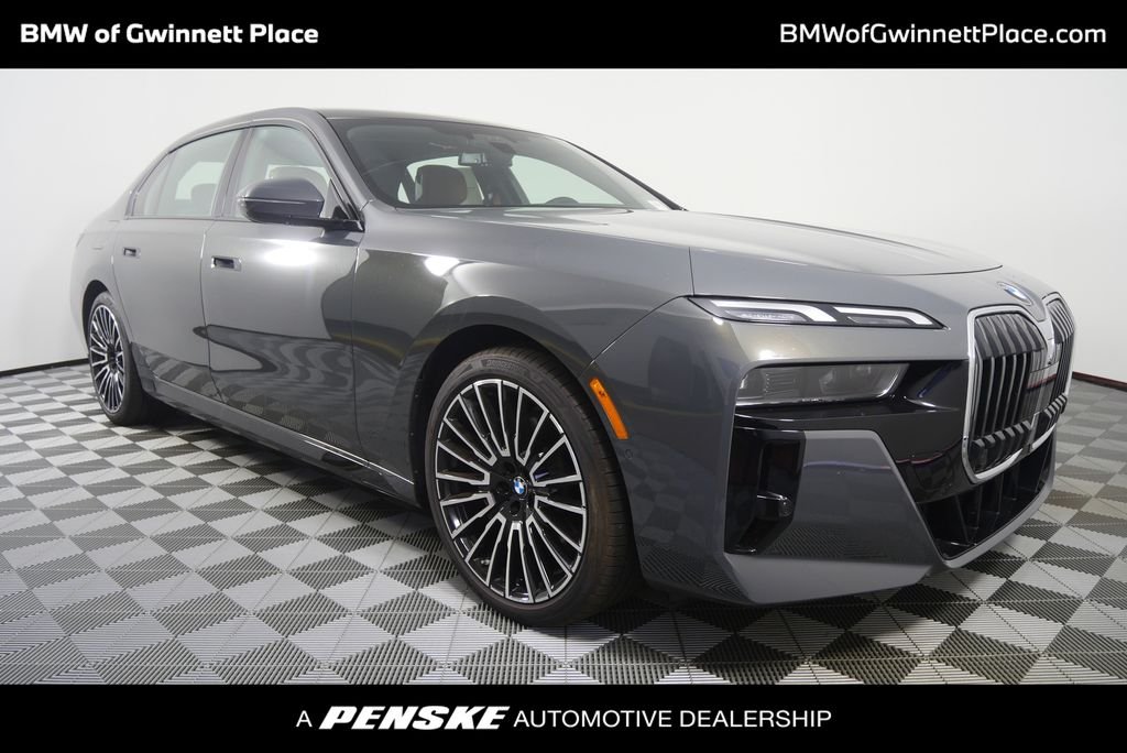 2026 BMW 7 Series 740i xDrive Sedan's photo