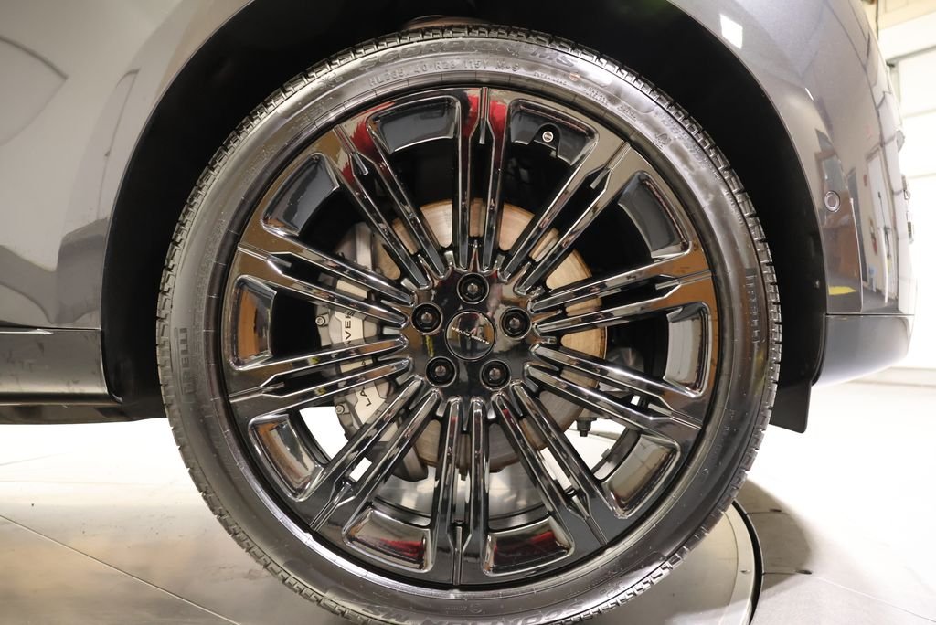 2026 Land Rover Range Rover SE - Photo 12