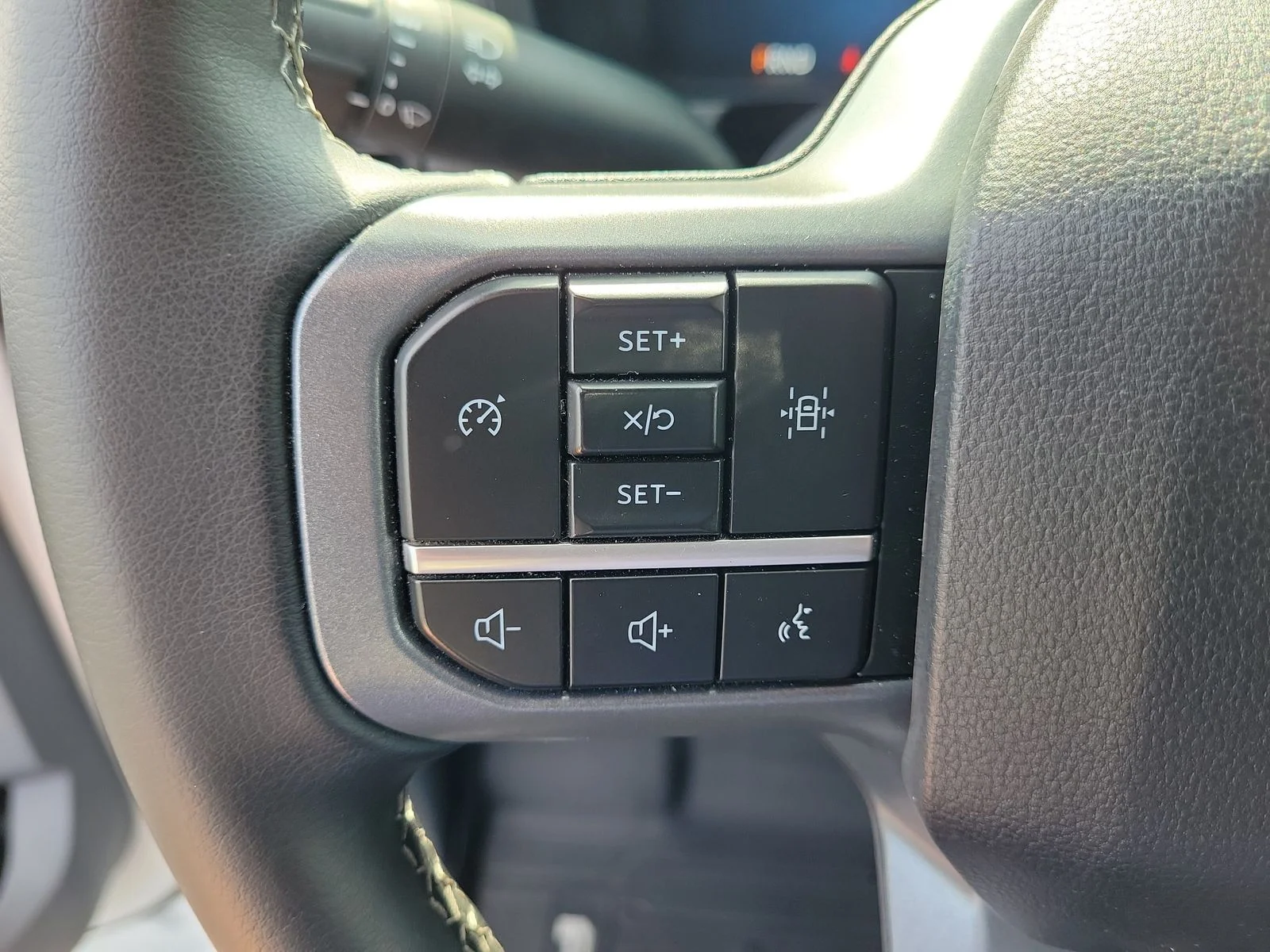 Certified Used 2025 White Ford XLT image 20