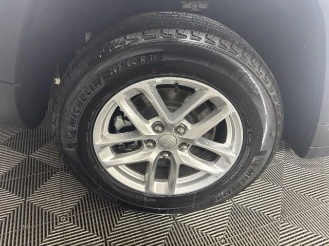 New 2026 White Jeep Laredo image 7