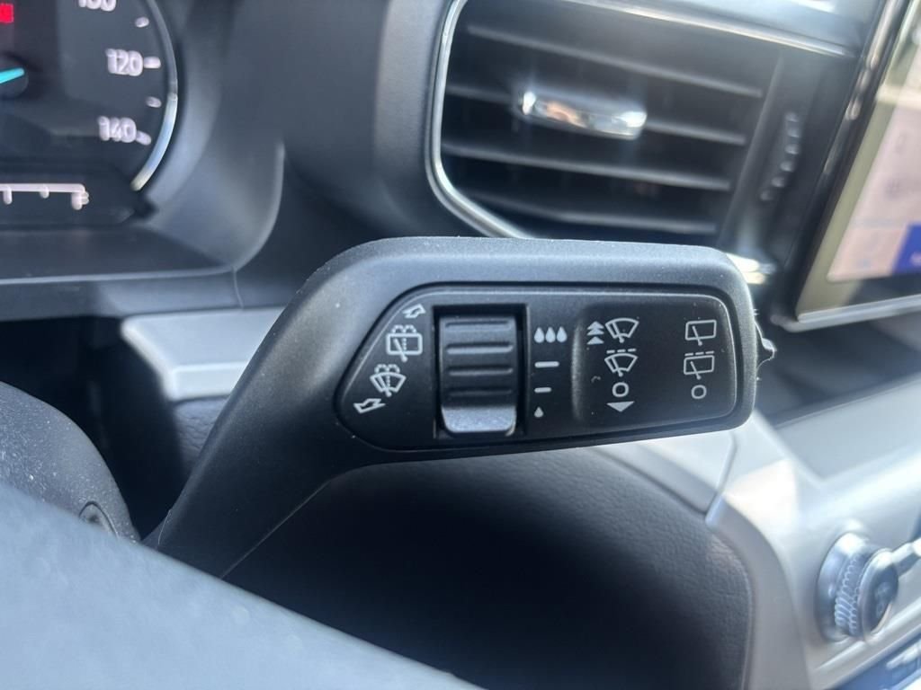 Certified Used 2022 Silver Metallic Ford XLT image 30