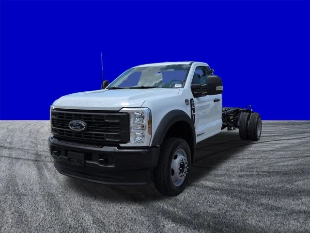 New 2026 Oxford White Ford F-450® XL image 8