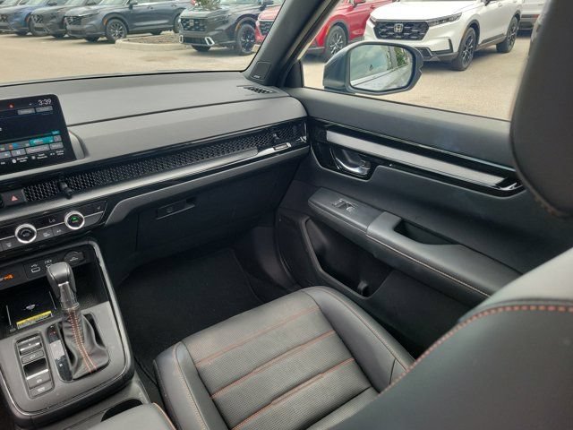 Used 2024 Lunar Silver Metallic Honda Sport Touring image 19
