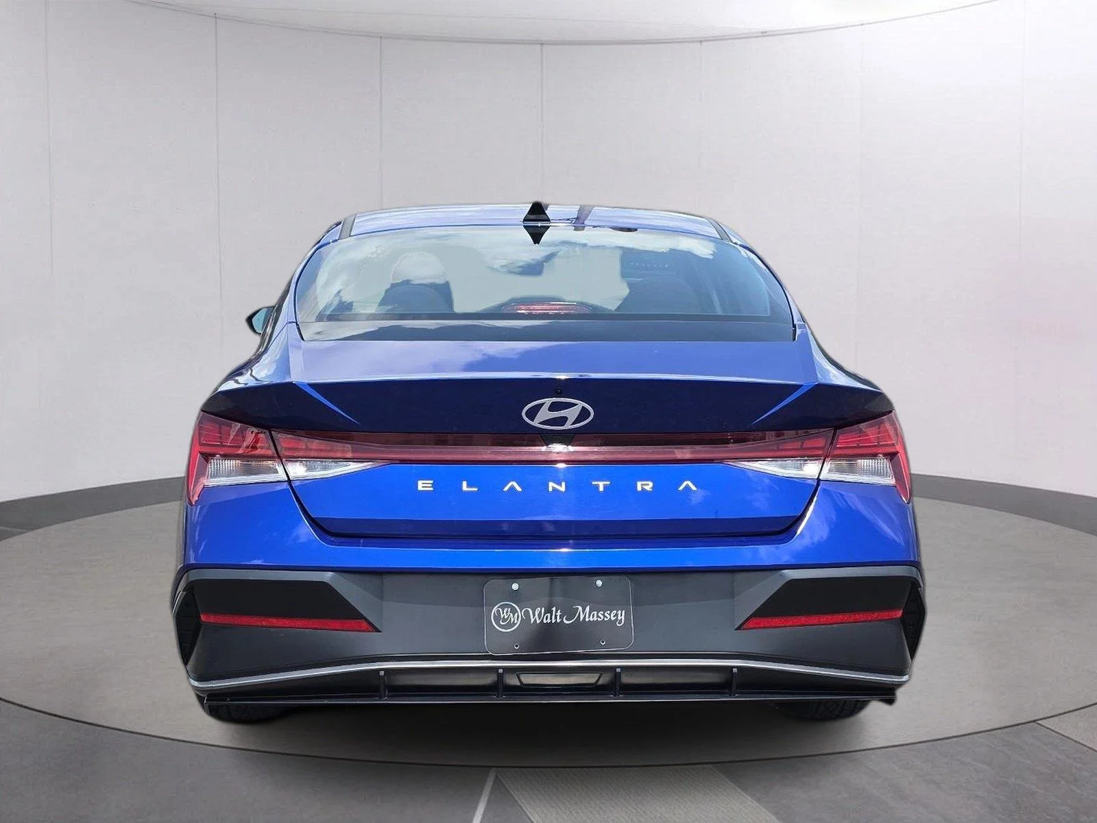 Used 2025 Intense Blue Hyundai SEL Convenience image 6