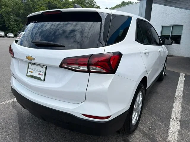 Used 2024 Summit White Chevrolet LS image 3