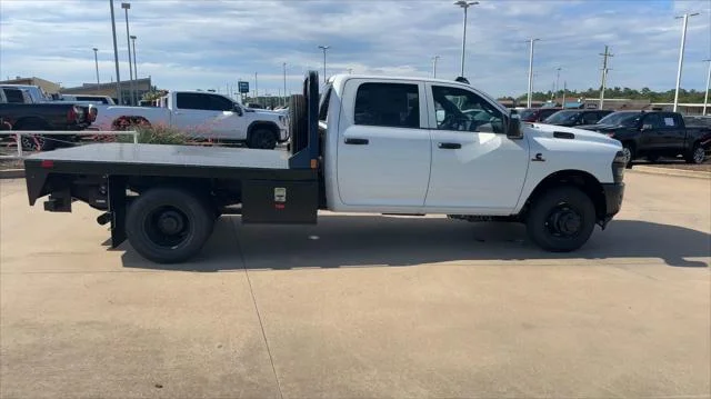 New 2026 Bright White Clear-Coat Exterior Paint RAM Tradesman image 8