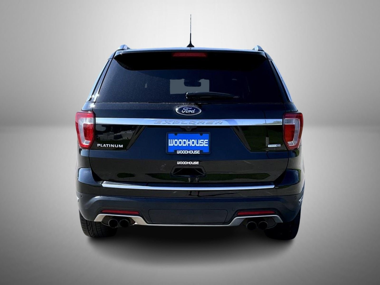 Used 2018 Black Ford Platinum image 6
