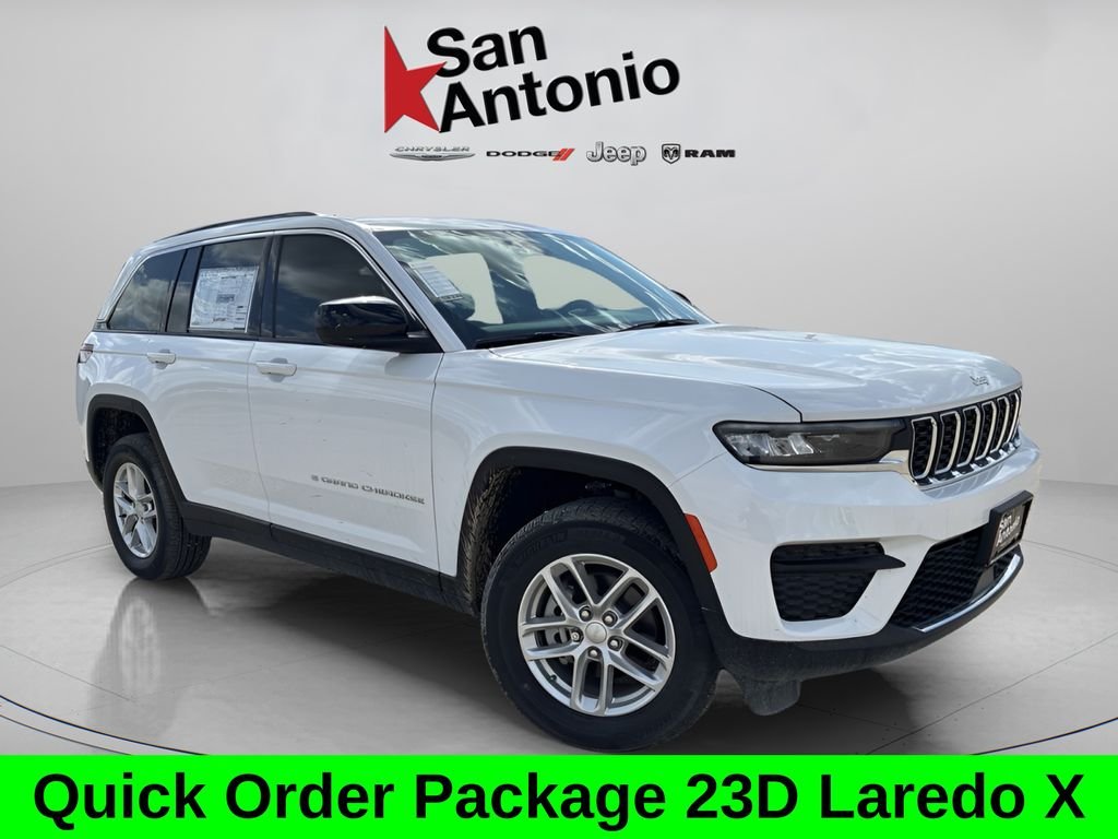 New 2025 White Jeep Laredo X image 2