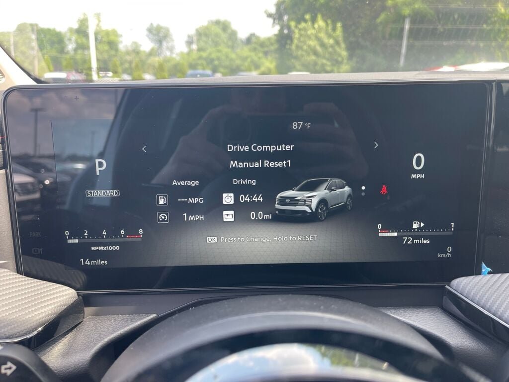New 2026 Aspen White Tricoat Nissan SR image 18