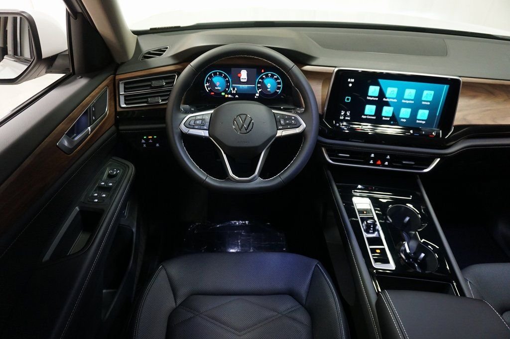 2026 Volkswagen Atlas SE w/Tech - Photo 13