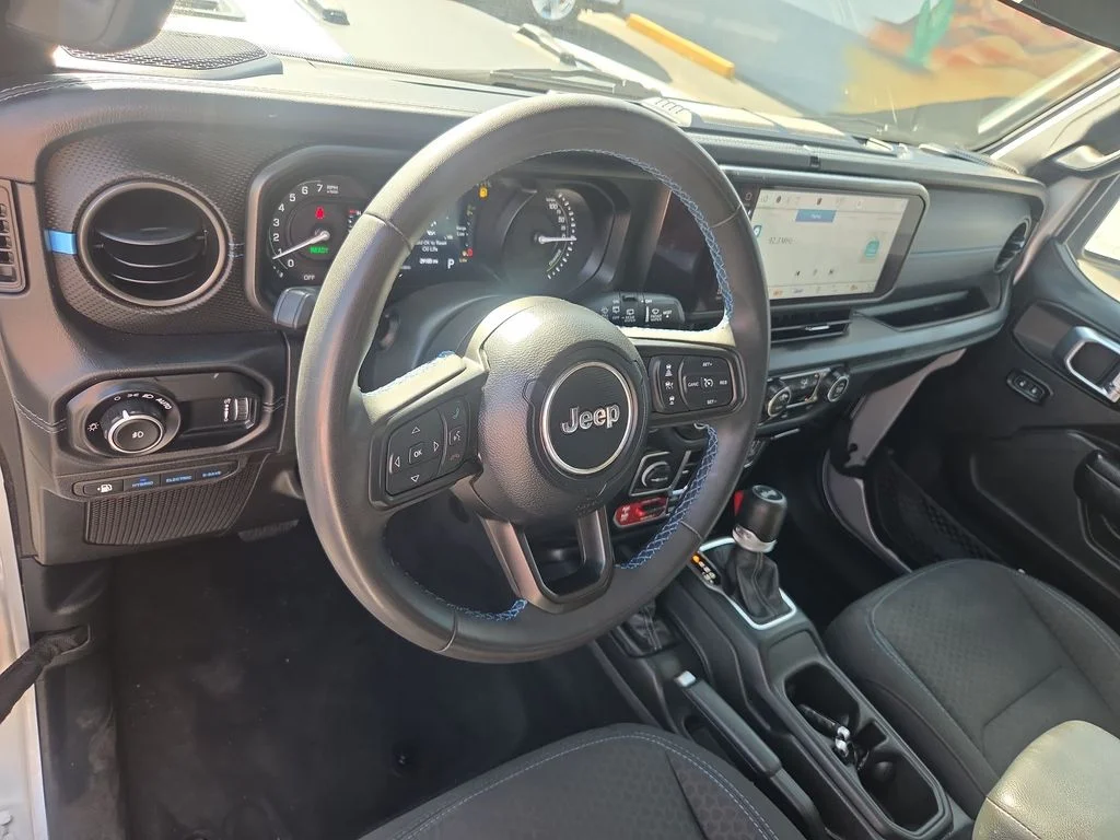 Used 2024 Silver Jeep Rubicon 4xe image 9