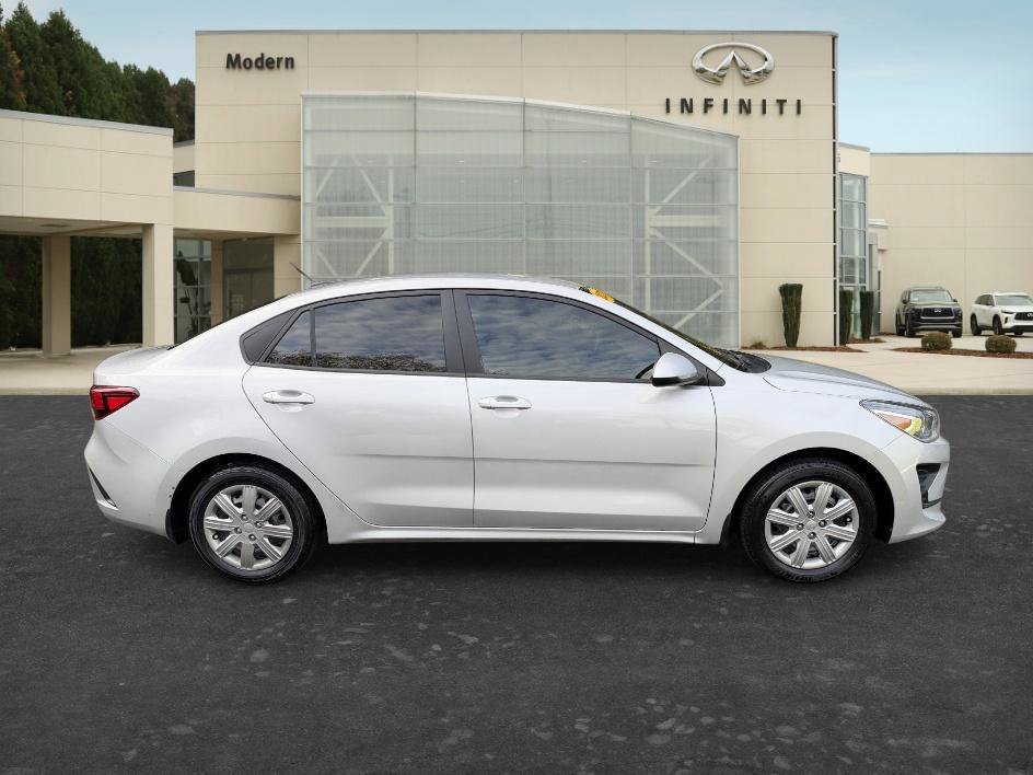 Used 2021 Silky Silver Kia S image 4