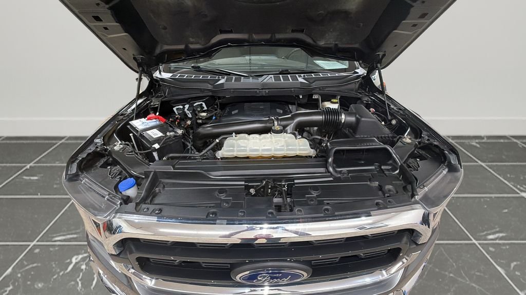 Used 2023 Gray Ford XLT image 21