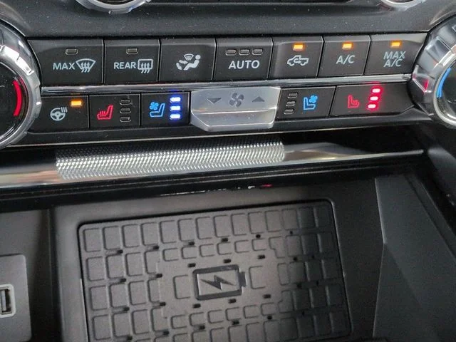 New 2026 Antimatter Blue Metallic Ford Platinum® image 23