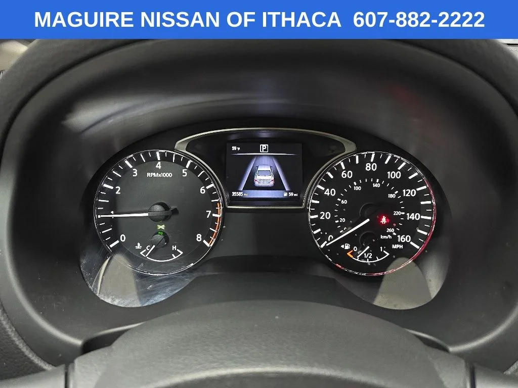 Used 2016 Silver Nissan 2.5 S image 21