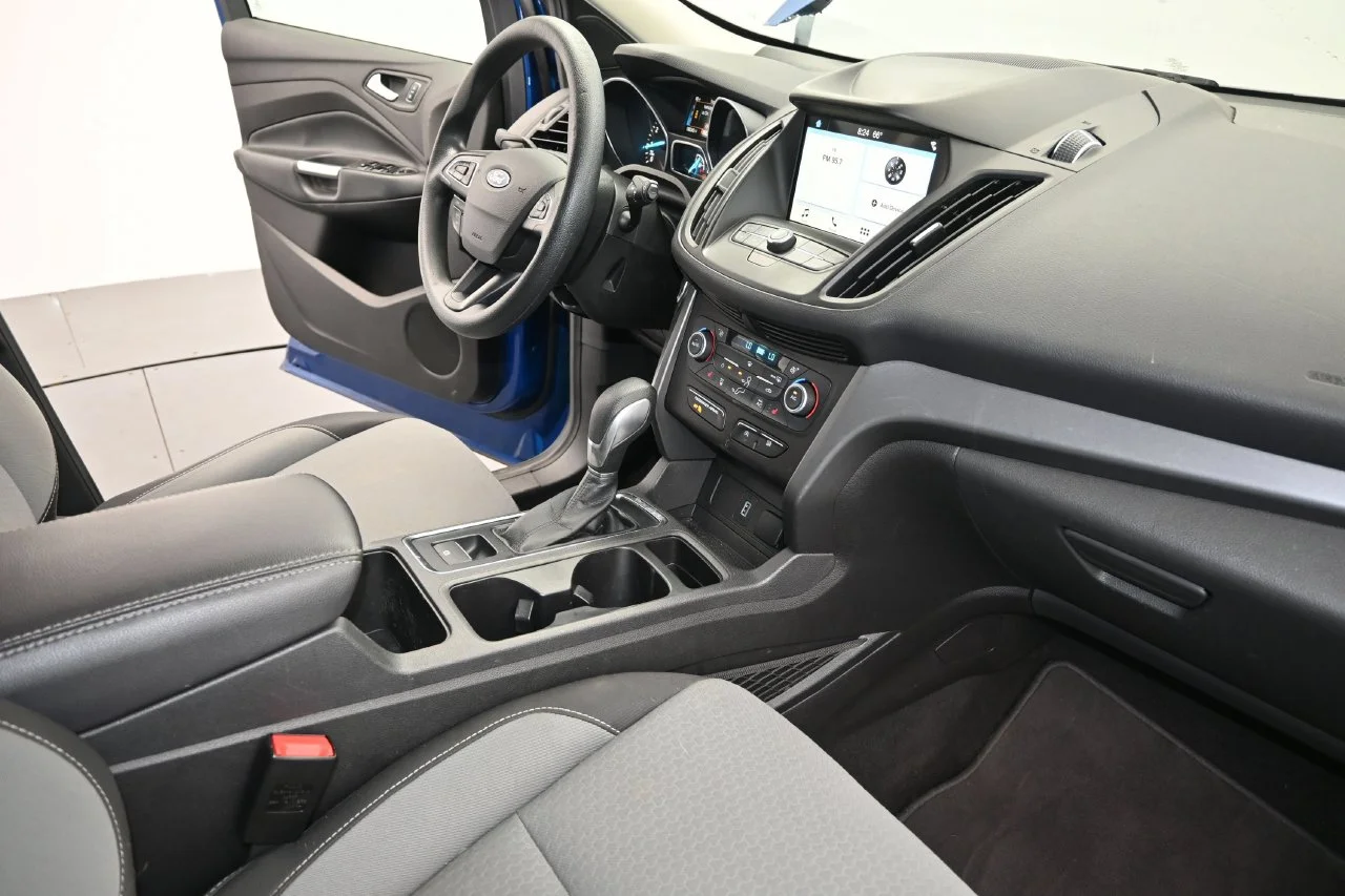 Certified Used 2019 Lightning Blue Ford SE image 16