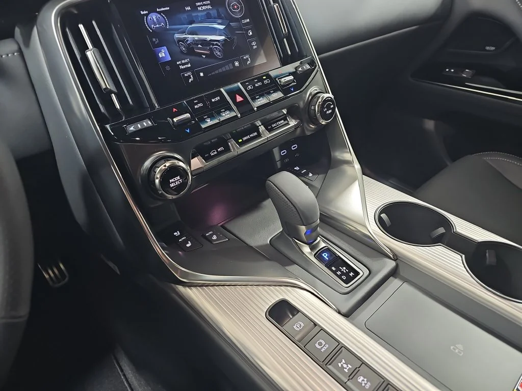 New 2026 Ultra White Lexus F SPORT HANDLING image 24