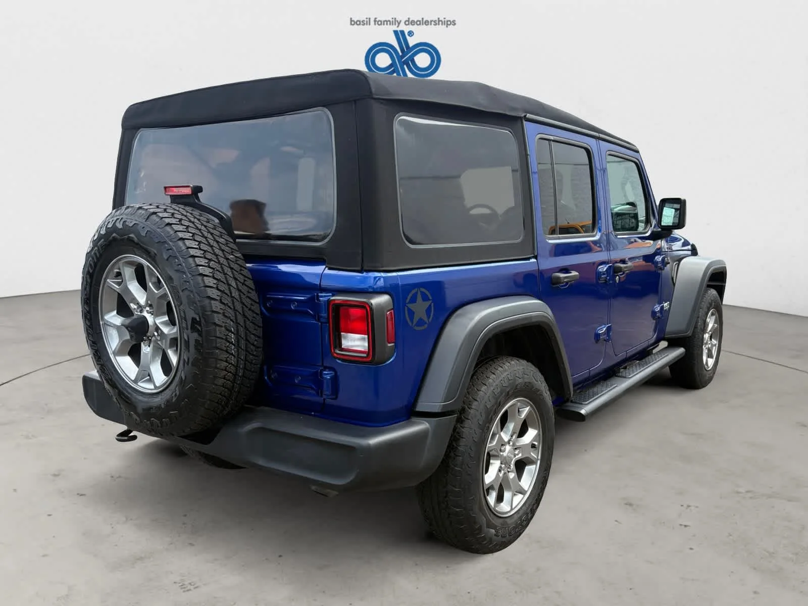 Used 2020 Ocean Blue Metallic Clearcoat Jeep Freedom image 6