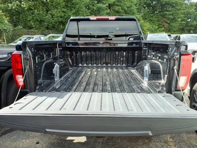 2025 GMC Sierra 1500 Elevation - Photo 9