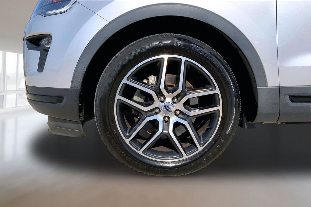 Used 2018 Ingot Silver Ford Sport image 9
