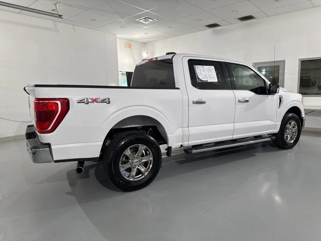 Used 2021 White Ford XLT image 11
