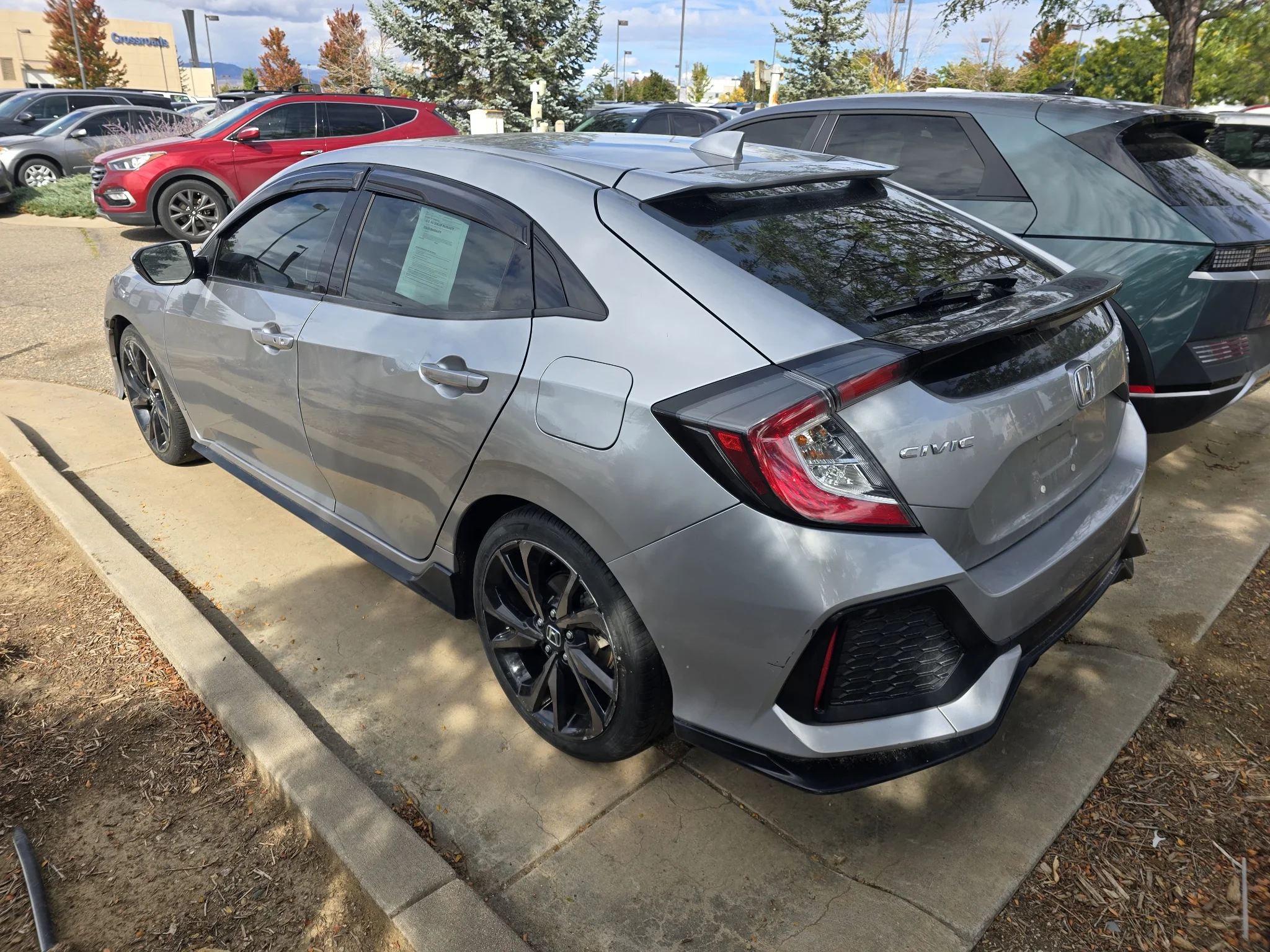 Used 2018 Lunar Silver Metallic Honda Sport Touring image 15