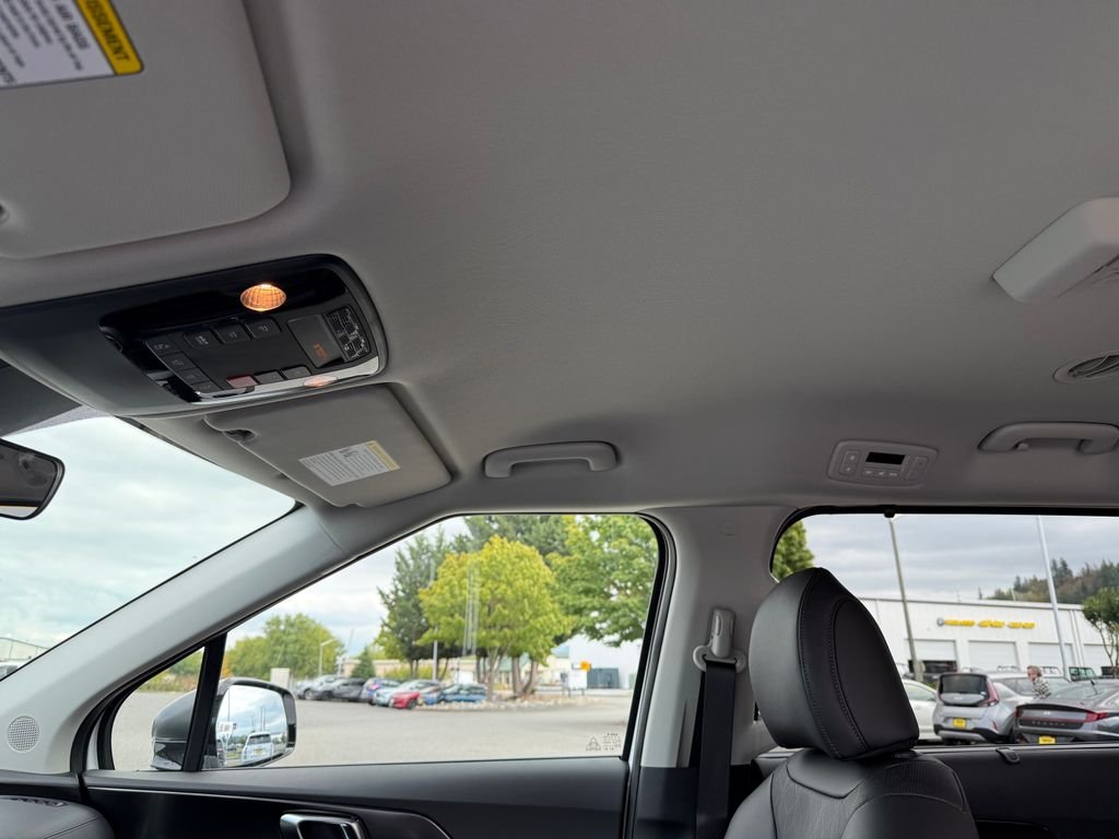 New 2027 White Kia EX image 17
