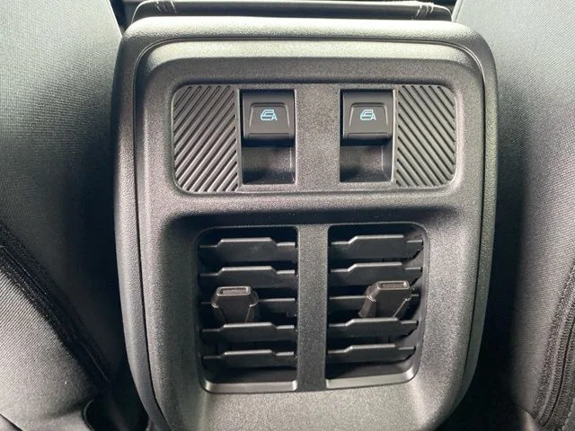 New 2025 Desert Sand Ford Big Bend® image 37