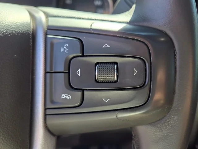 Used 2020 Gray GMC SLE image 26