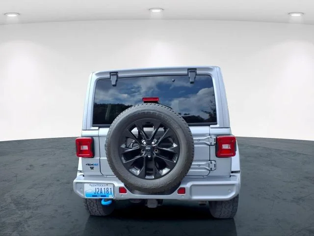 Used 2021 Silver Jeep Unlimited Sahara 4xe image 16