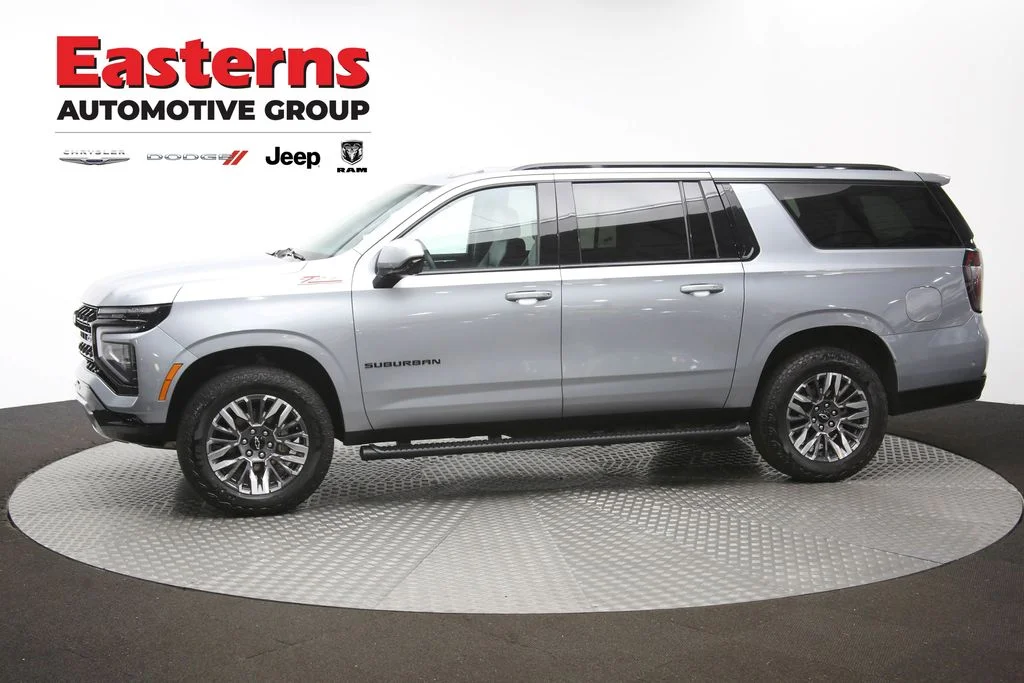 Used 2025 Gray Chevrolet Z71 image 61