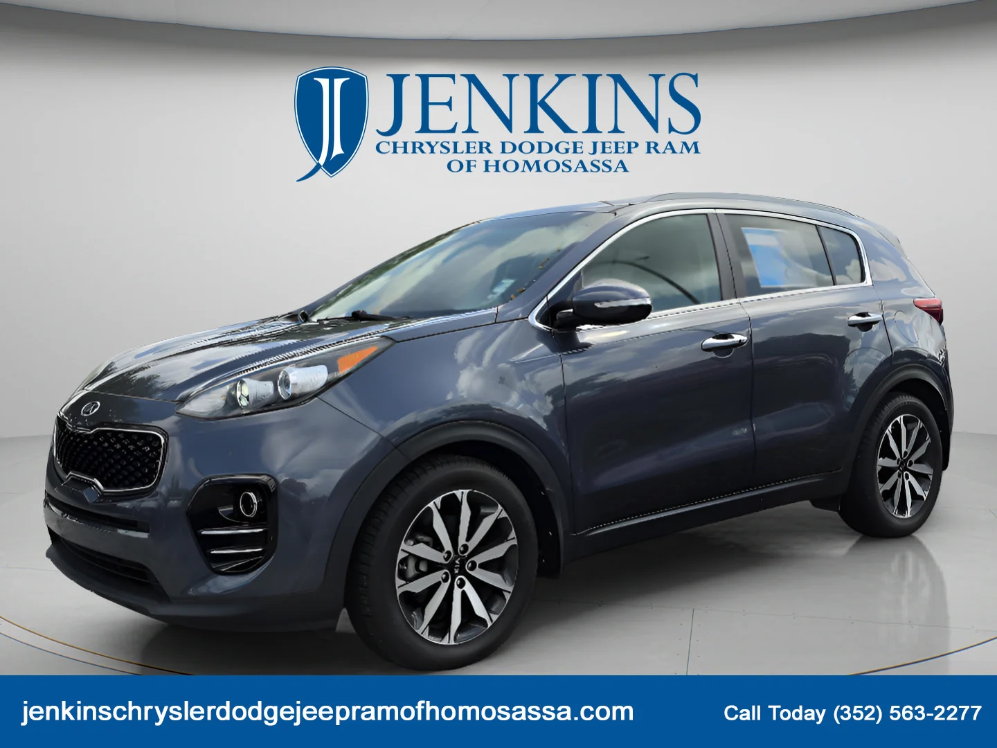 Used 2019 Blue Kia EX image 9