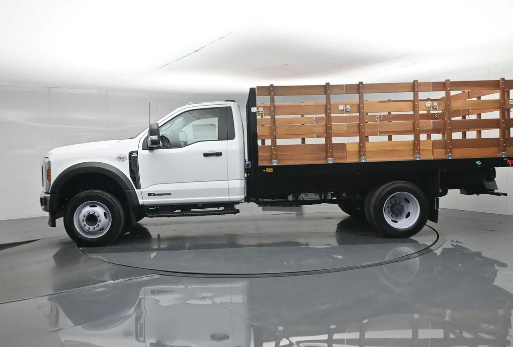New 2025 White Ford XLT image 25