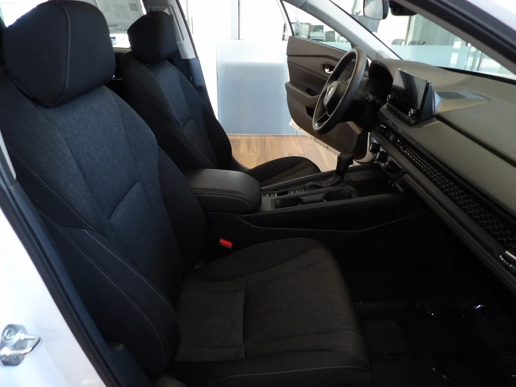 Used 2024 WHITE Honda EX image 14
