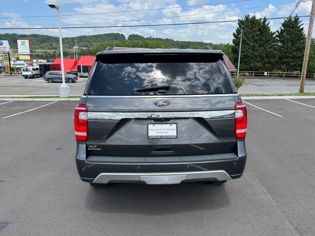 Used 2020 Magnetic Metallic Ford XLT image 5