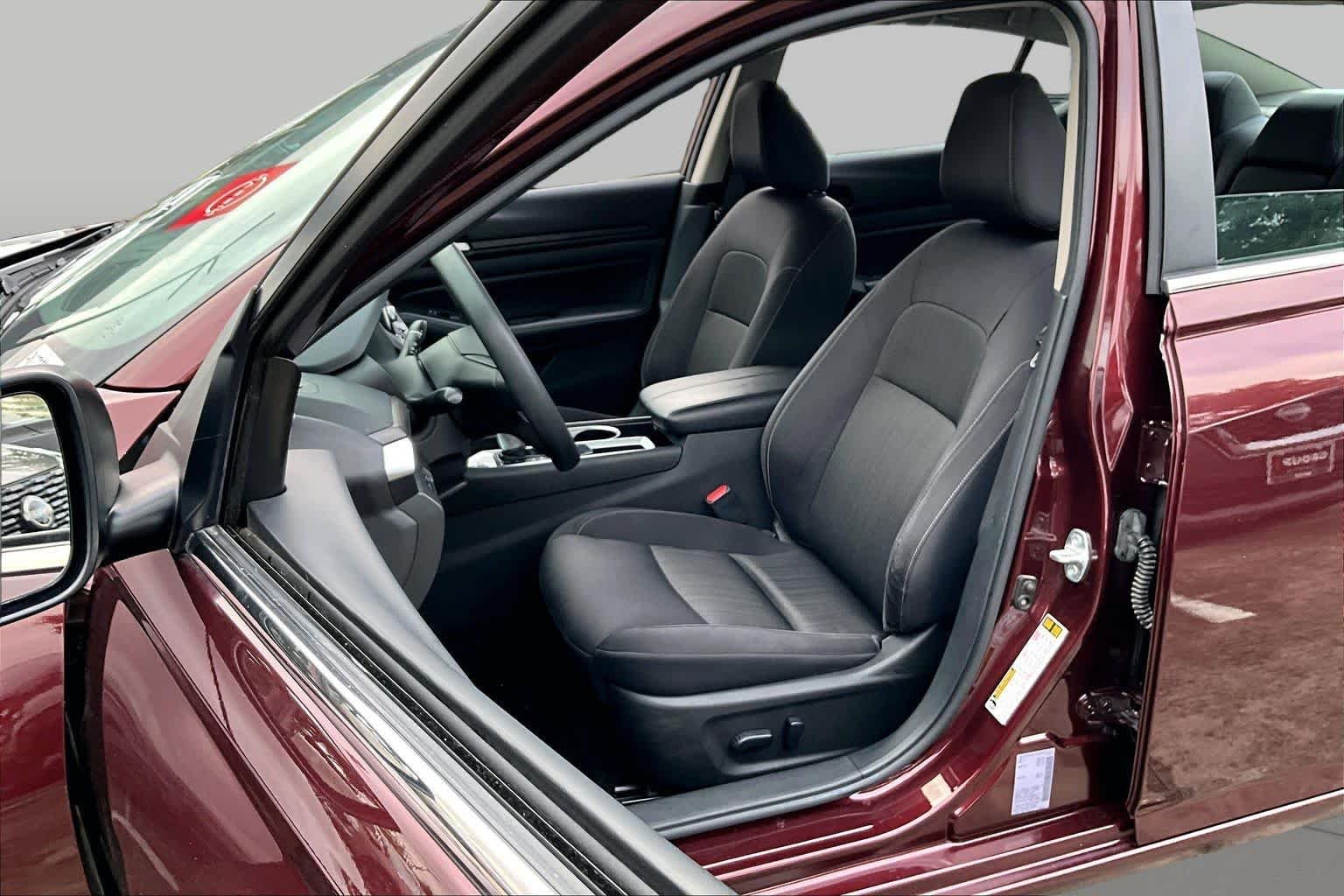 Certified Used 2024 Garnet Pearl Metallic Nissan 2.5 SV image 8