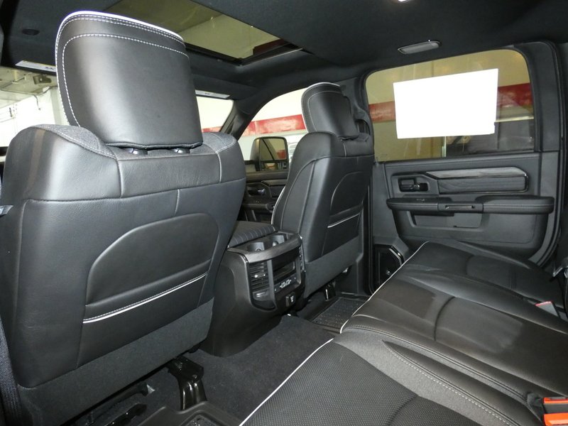 2026 RAM 3500 Limited - Photo 31