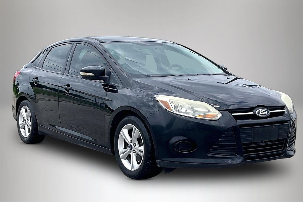 2014 Ford Focus Sedan SE's photo