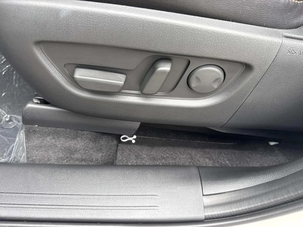 New 2026 Rhodium White Premium Mazda Preferred AWD image 29