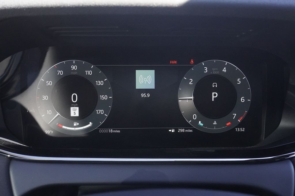 New 2026 Fuji White Land Rover S image 11