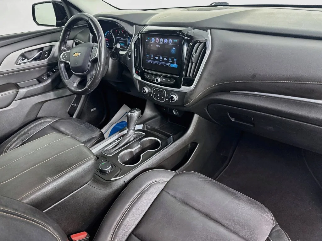 Used 2019 Mosaic Black Metallic Chevrolet 3LT image 39