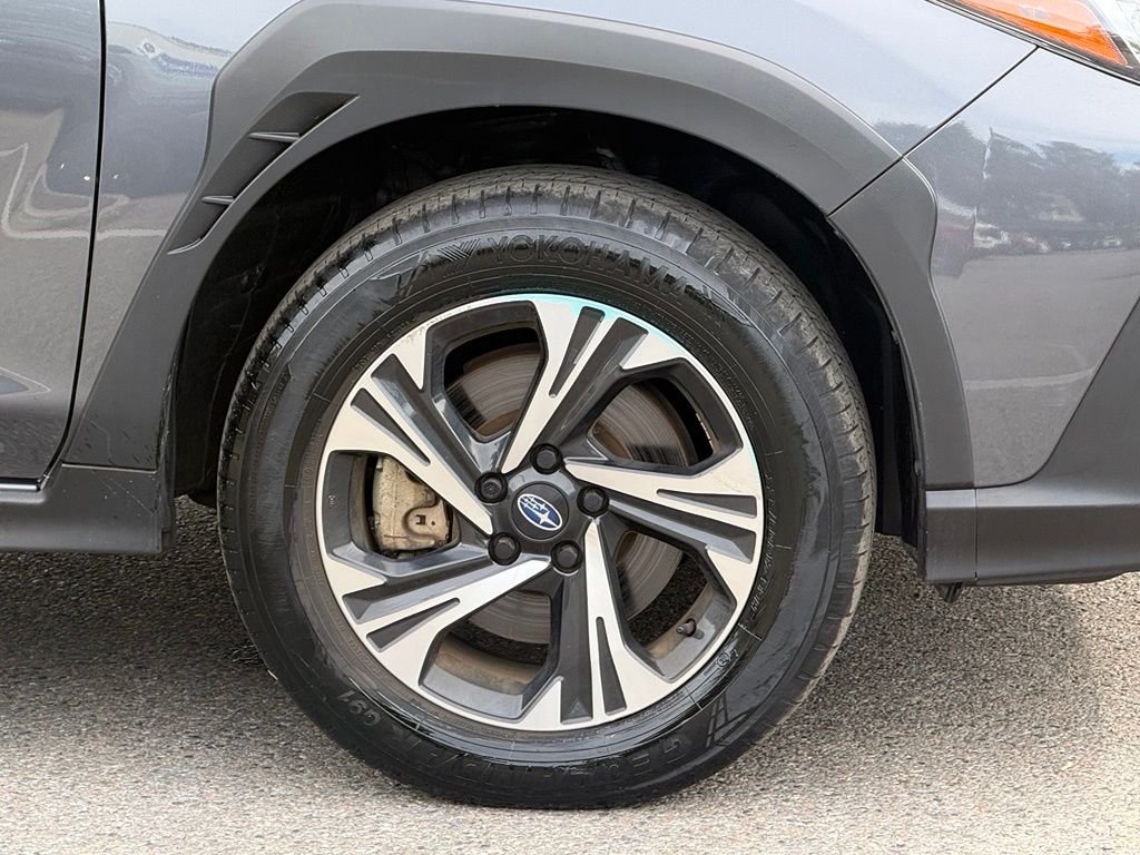 Used 2024 Magnetite Gray Pearl Subaru Premium image 12