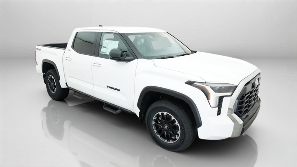 New 2026 Ice Cap Toyota SR5 image 5