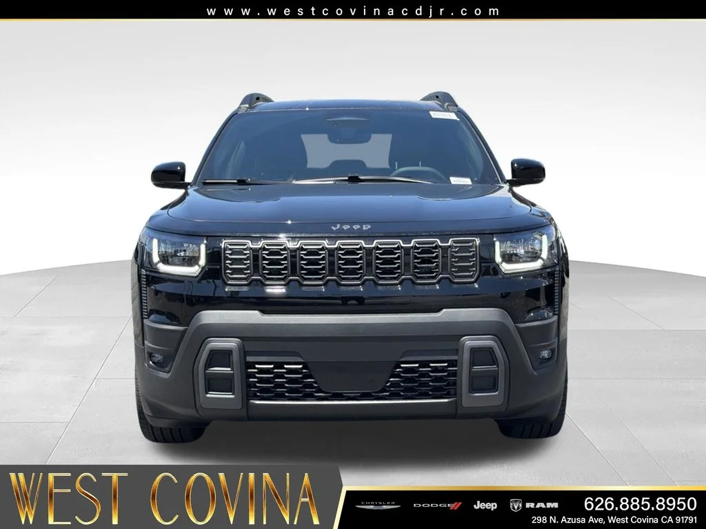 New 2026 Diamond Black Crystal Pearlcoat Jeep  image 3