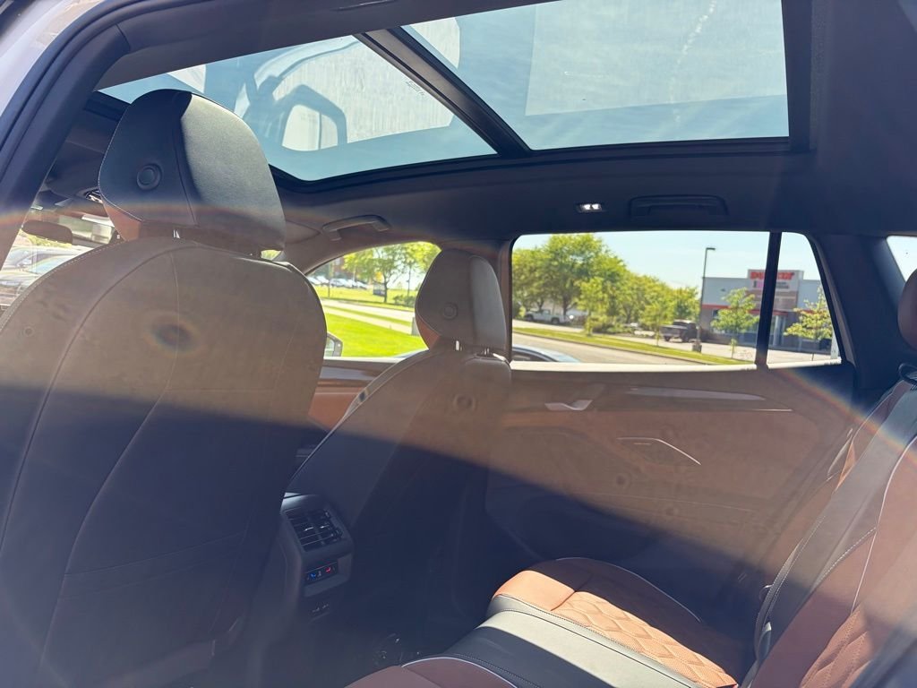 New 2026 Sandstone Volkswagen 2.0T SEL R-Line image 22