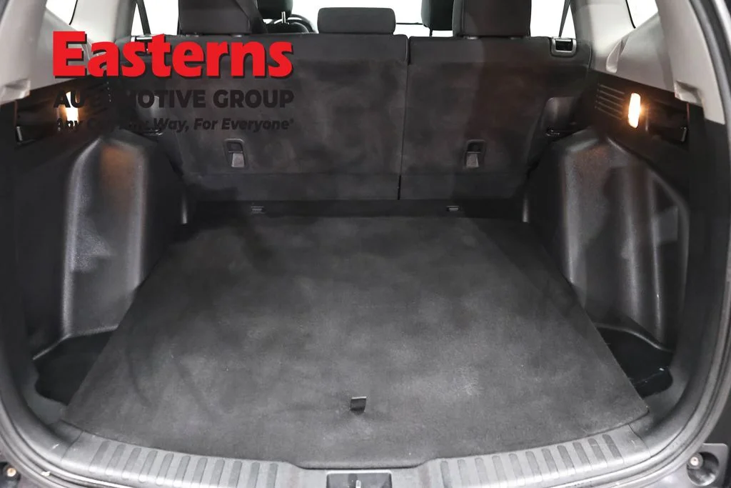 Used 2017 Gray Honda LX image 9
