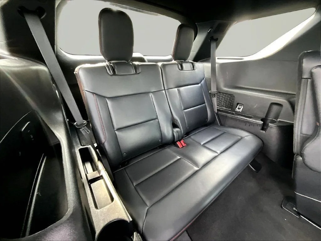 Used 2025 Gray Metallic Ford ST-Line image 27