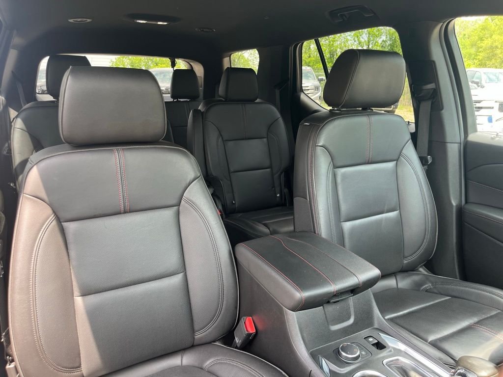 Used 2022 Silver Chevrolet RS image 37