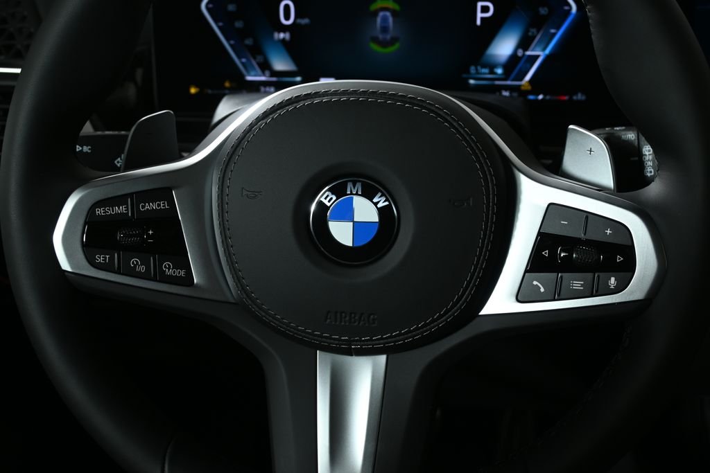 Used 2026 Gray BMW xDrive40i image 19
